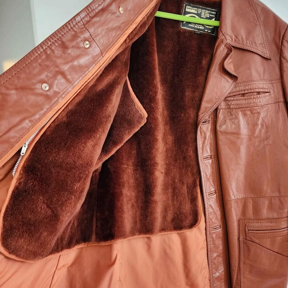 Mens’s Tan Cow hide Leather Jacket - Picture 3 of 6